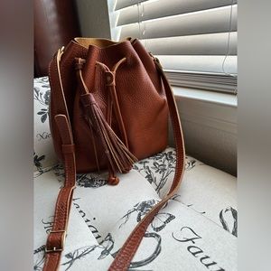 Portland Leather Goods Large Bucket bag, Sedona and jumbo tassel, BRAND NEW!